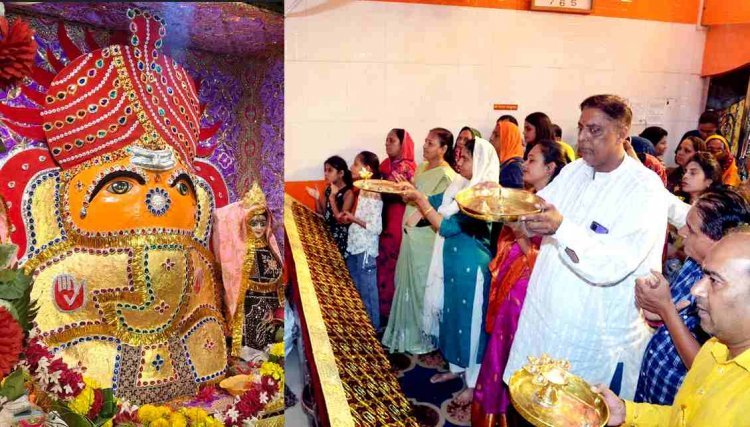 रतलाम । श्री नित्य चिंताहरण गणपति मंदिर में विराजे 13 फीट ऊंचे गजानन, 11 हजार लह्डुओं का भोग लगाया