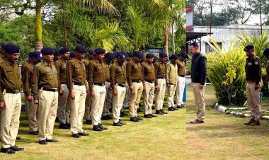 SP का संदेश : महात्मा गांधी के आदर्श आज भी प्रासंगिक, प्रत्येक पुलिसकर्मी करे आत्मसात- IPS अमित कुमार